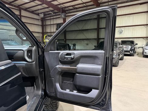 Used 2019 Chevrolet Silverado 1500 RST AWD/4WD image 24