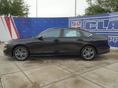 New 2026 Honda Accord EX-L image 10