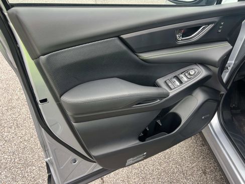 Certified 2025 Subaru Ascent Bronze Edition w/ Onyx Package image 10