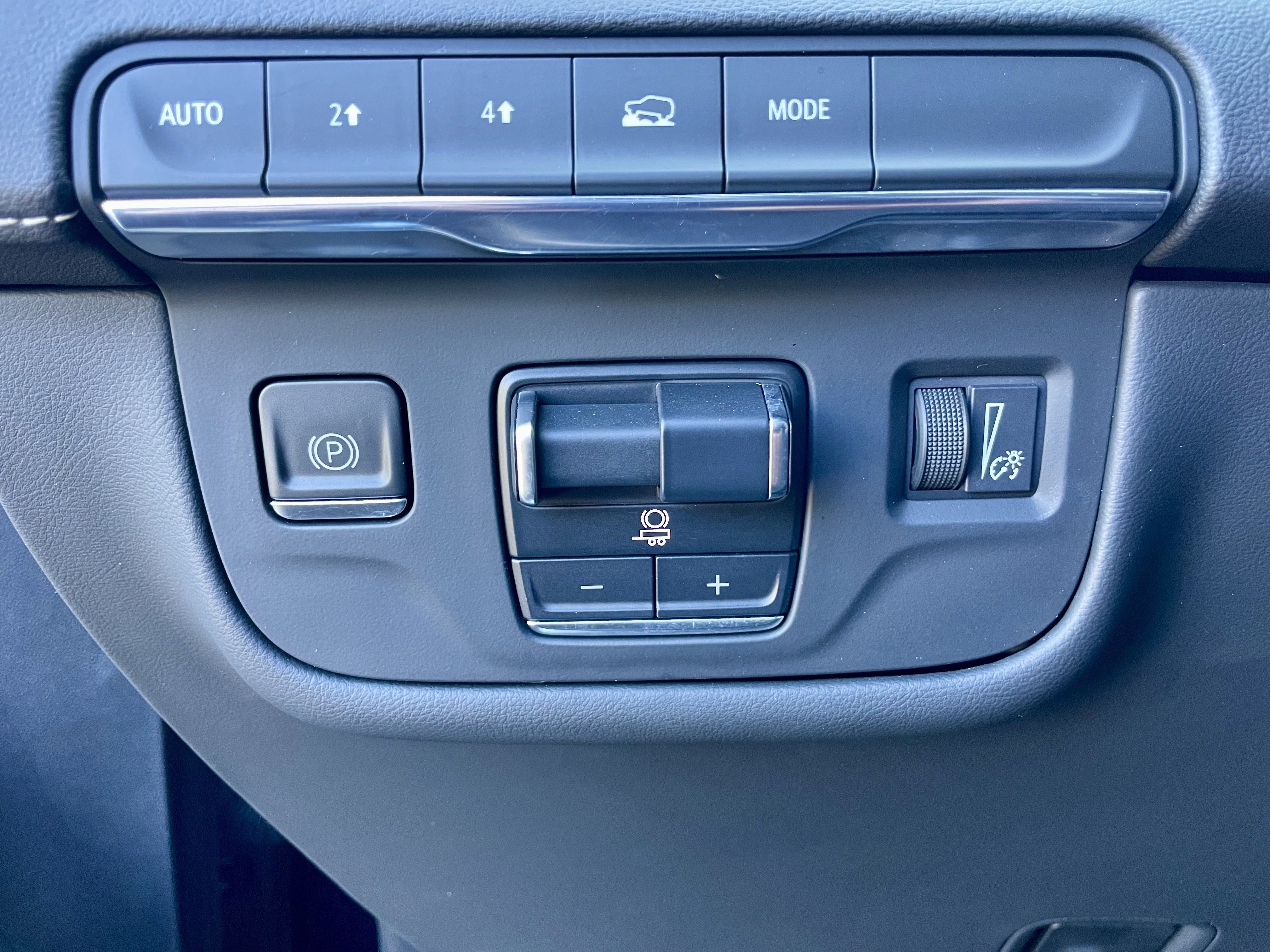 Used 2023 Cadillac Escalade ESV Sport AWD/4WD image 43