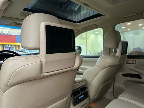 Used 2013 Lexus LX 570 4WD image 13