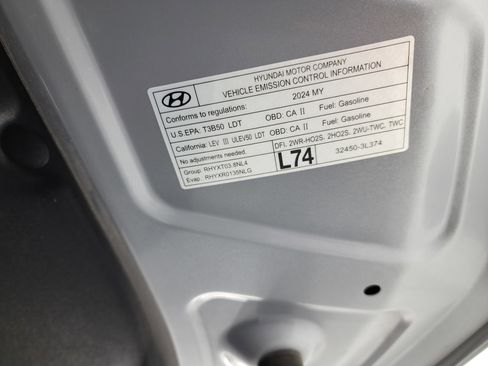 Used 2024 Hyundai Palisade Calligraphy image 24