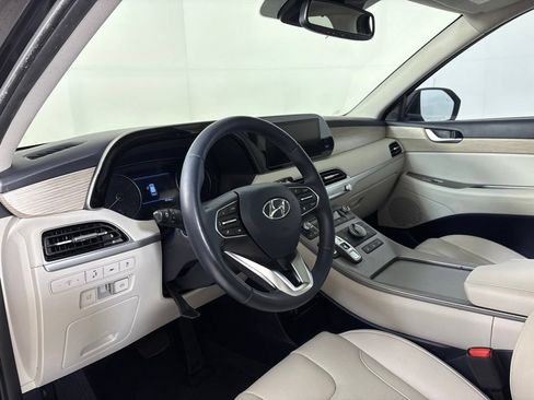 Used 2022 Hyundai Palisade SEL w/ 8P Bench Seat Package FWD image 16