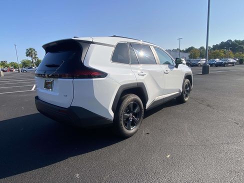 Used 2026 Toyota RAV4 LE AWD/4WD image 6