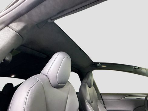 Used 2022 Tesla Model X Plaid AWD/4WD image 18