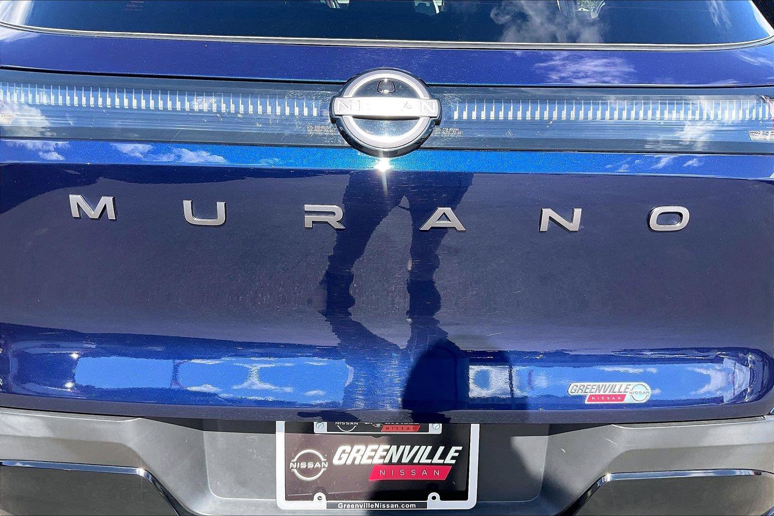 Certified 2025 Nissan Murano SV FWD image 9