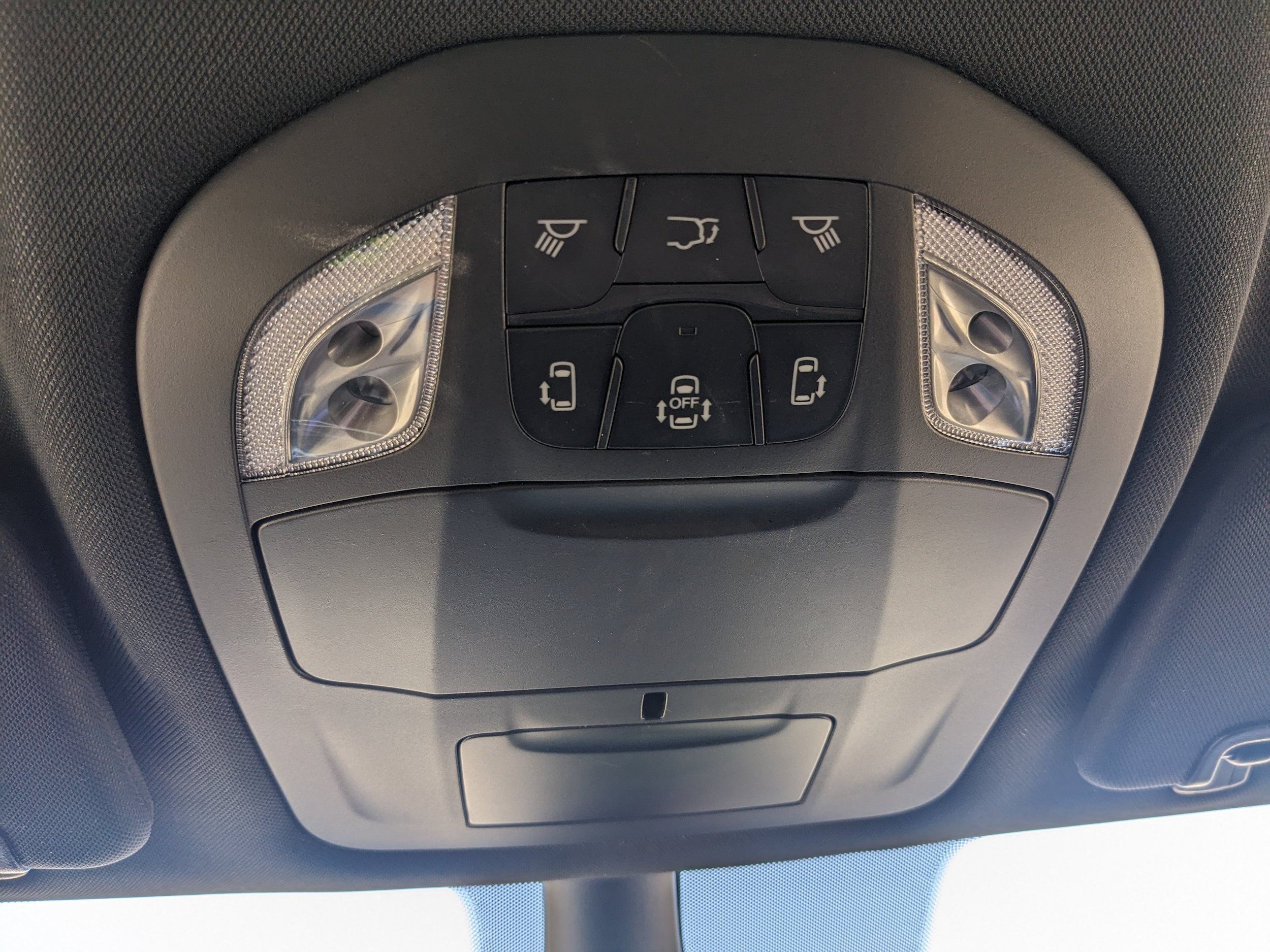 Used 2026 Chrysler Pacifica Select FWD image 14