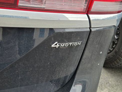 Used 2025 Volkswagen Atlas SE image 10