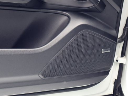 Certified 2024 Porsche Cayenne AWD/4WD image 14