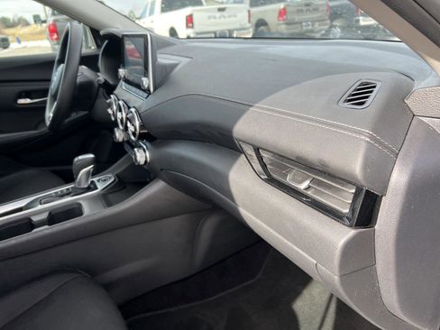 Used 2024 Nissan Sentra SV image 34