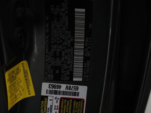 Used 2012 Toyota Sienna XLE image 23