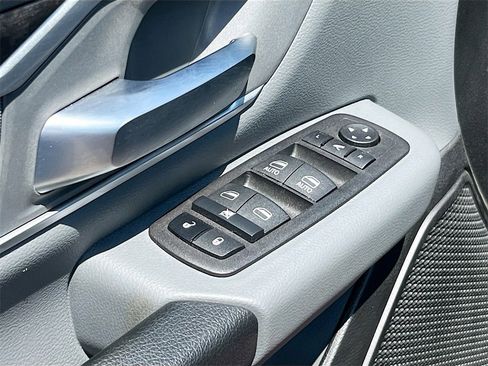 Used 2023 RAM 1500 Big Horn image 17
