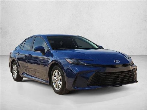 Used 2026 Toyota Camry LE FWD image 3