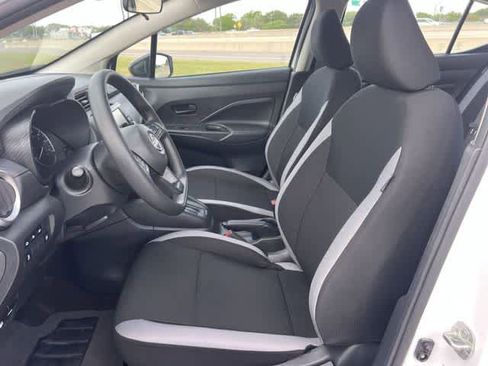 Used 2025 Nissan Versa S w/ Trunk Package FWD image 11