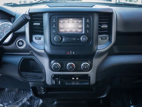 Used 2022 RAM 2500 Tradesman w/ Chrome Appearance Group image 18