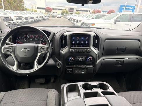 Used 2021 Chevrolet Silverado 1500 RST AWD/4WD image 30