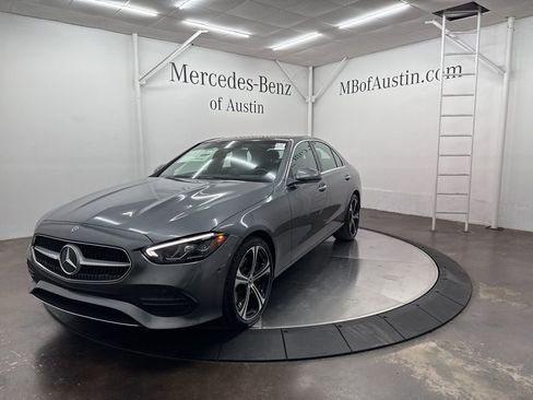 Used 2025 Mercedes-Benz C 300 Sedan image 3
