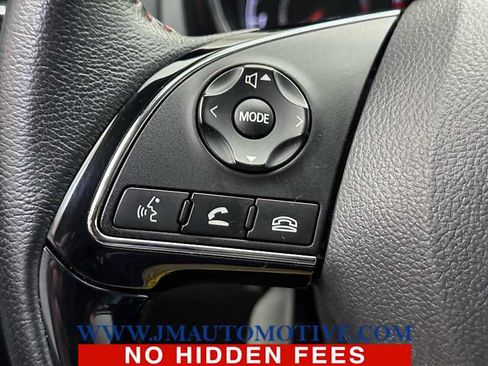 Used 2025 Mitsubishi Outlander Sport LE AWD/4WD image 36