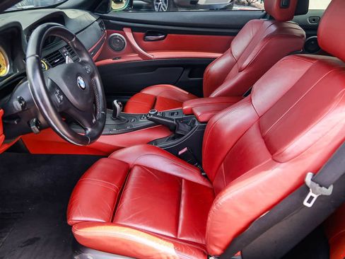 Used 2013 BMW M3 Convertible image 17