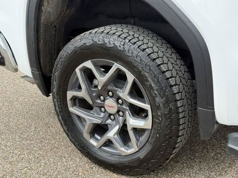New 2026 GMC Sierra 1500 SLT RWD image 16