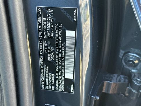 New 2026 Volvo XC60 B5 Plus w/ Climate Package image 23