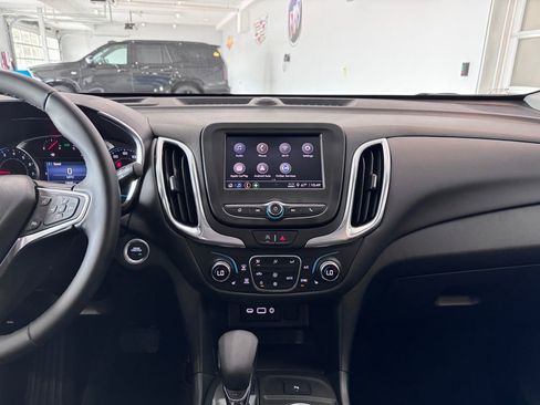 Certified 2024 Chevrolet Equinox LT image 16