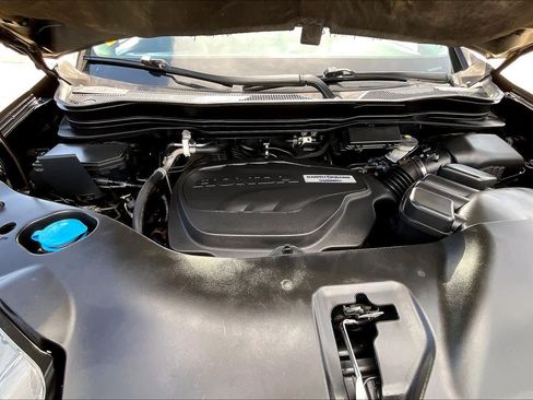 Used 2018 Honda Ridgeline Sport image 32