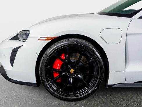 Used 2024 Porsche Taycan GTS w/ Premium Package (P6U) image 28