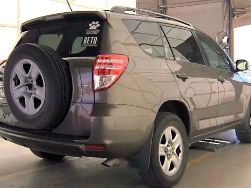 Used 2010 Toyota RAV4 2WD image 11