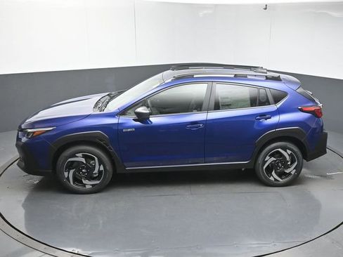 New 2026 Subaru Crosstrek 2.5i Limited w/ Crosstrek Mirror Package AWD/4WD image 42