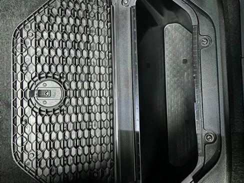 Used 2023 RAM 1500 Limited w/ Body Color Bumper Group image 33