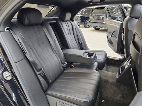 Used 2014 Bentley Flying Spur W12 AWD/4WD image 23