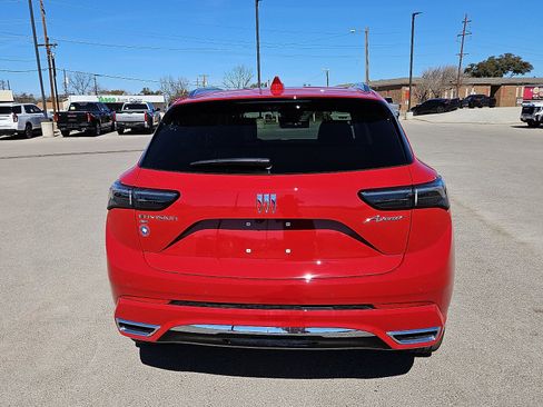 New 2026 Buick Envision Avenir image 4