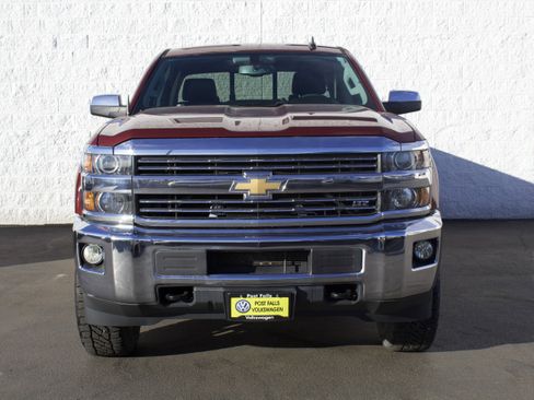 Used 2015 Chevrolet Silverado 2500 LTZ image 2