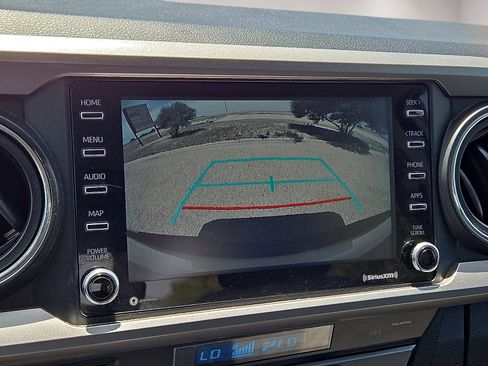 Used 2021 Toyota Tacoma SR5 RWD image 26