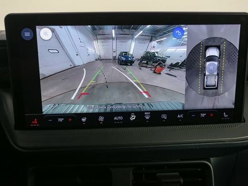 Used 2025 Ford Maverick Lariat w/ Black Appearance Package image 25