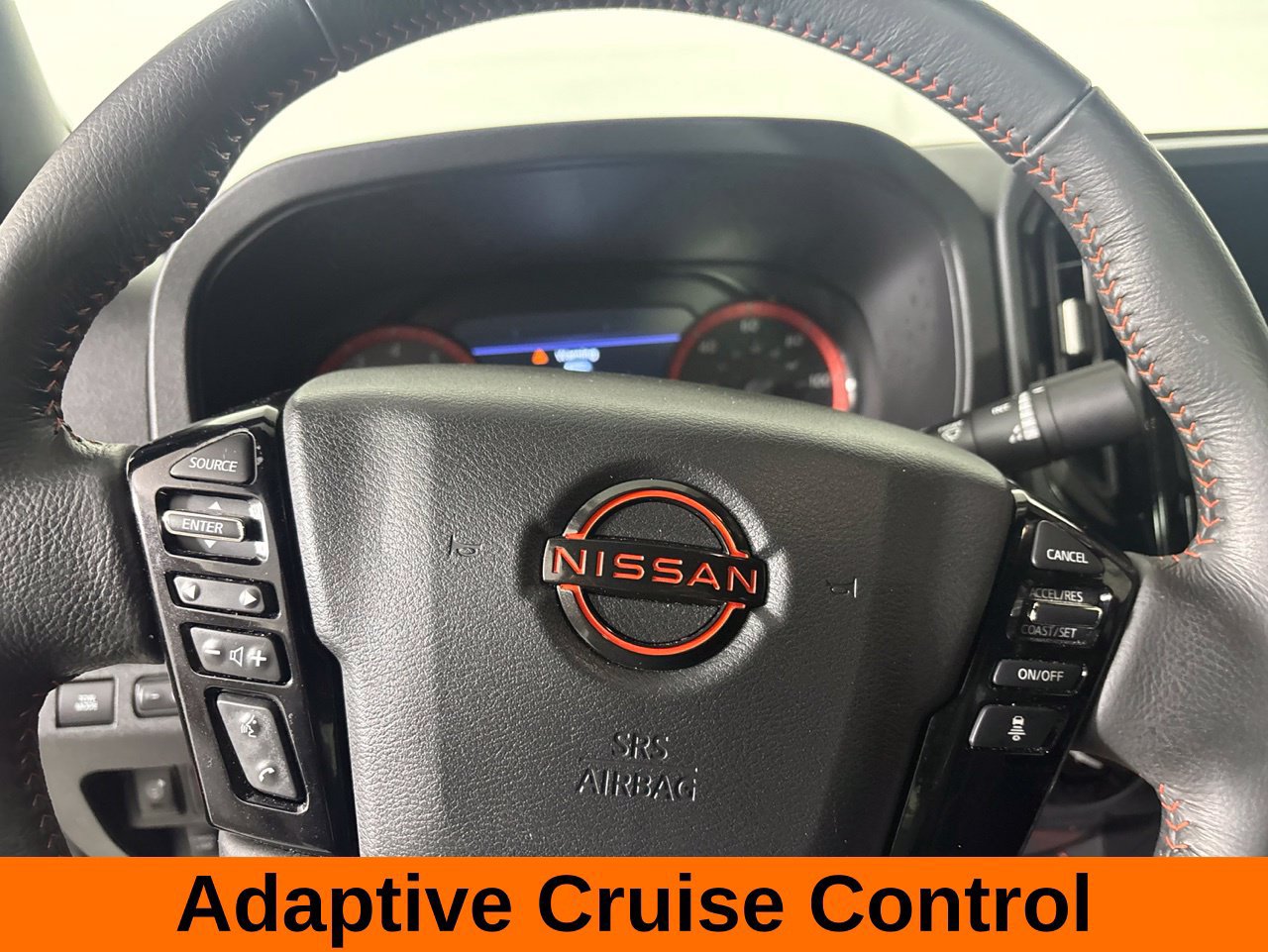 Used 2025 Nissan Frontier PRO-4X AWD/4WD image 14