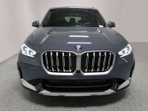 Used 2025 BMW X1 xDrive28i w/ Premium Package image 2