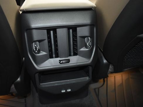 Certified 2025 BMW X3 xDrive30i w/ Premium Package image 18