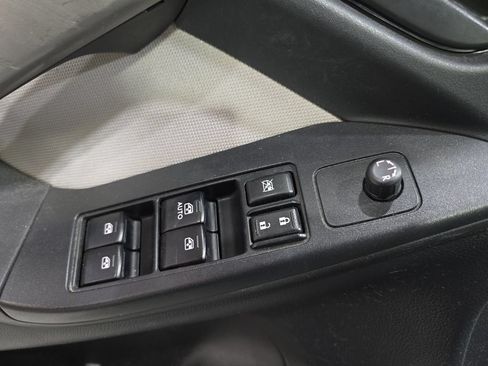 Used 2015 Subaru Forester 2.5i Premium w/ Popular Package #1 AWD/4WD image 26