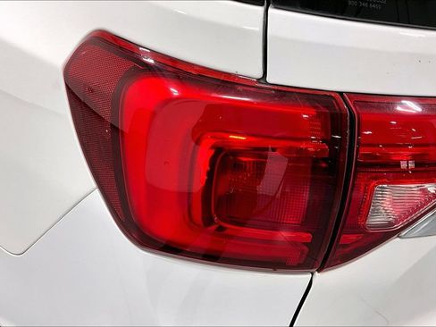 Used 2019 GMC Acadia SLE FWD image 37