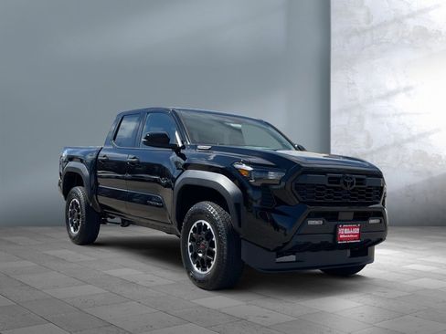New 2026 Toyota Tacoma TRD Off-Road AWD/4WD image 8