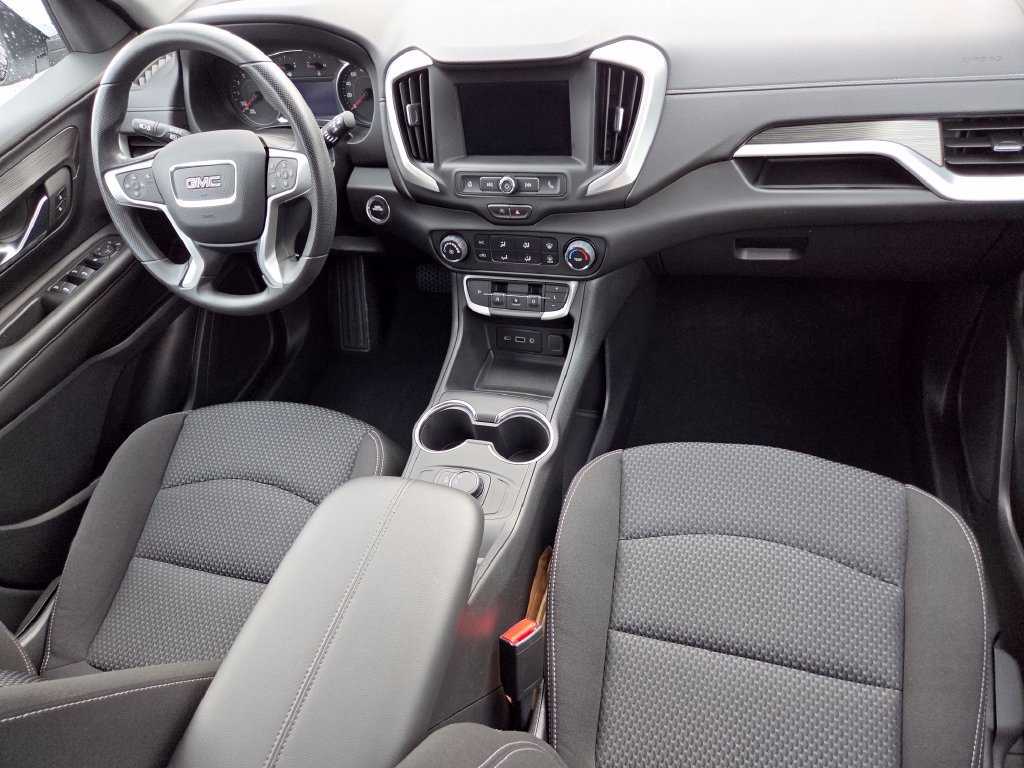 Used 2023 GMC Terrain SLE FWD image 25