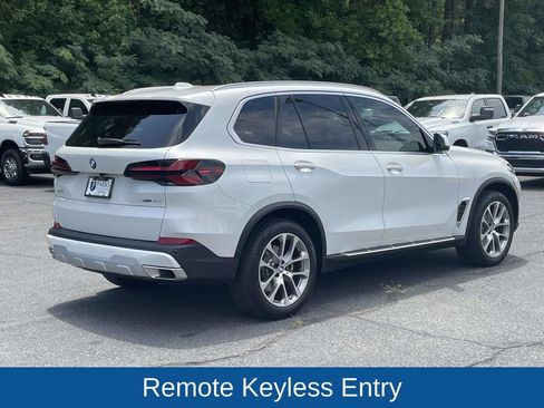 Used 2024 BMW X5 sDrive40i w/ Executive Package RWD image 8