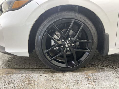 Certified 2025 Honda Civic Sport image 10