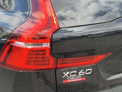 Used 2025 Volvo XC60 T8 Plus w/ Protection Package Premier image 10
