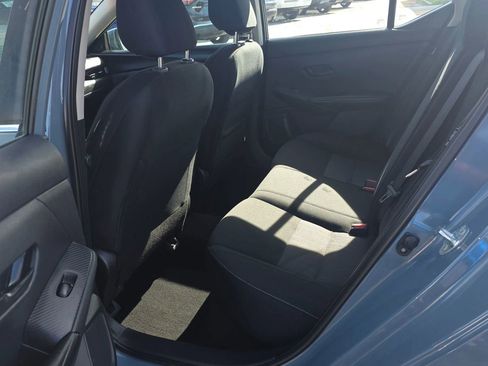 Used 2024 Nissan Sentra SV FWD image 9