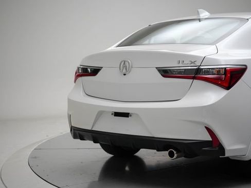 Used 2019 Acura ILX FWD image 7