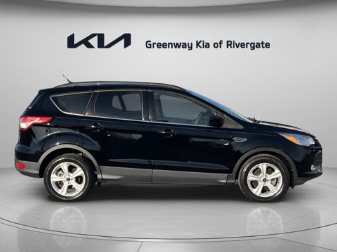 Used 2016 Ford Escape SE w/ Equipment Group 201A image 8