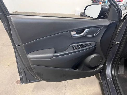 Used 2020 Hyundai Kona Ultimate image 24